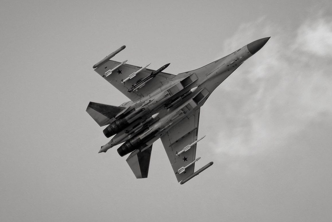 Estonia acuză Rusia că a trimis un avion Su-35 să apere un petrolier din „flota fantomă” în ape NATO