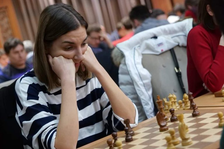 Performanță extraordinară pentru România la șah: Irina Bulmaga a devenit vicecampioană europeană. Este cel mai bun loc ocupat de România în 25 de ani