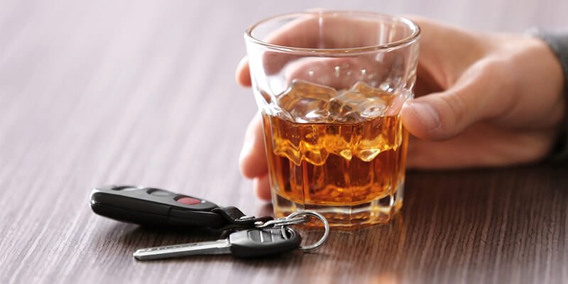  Apel: Iată ce a păţit un asistent medical din Iaşi care a condus beat „turtă”!