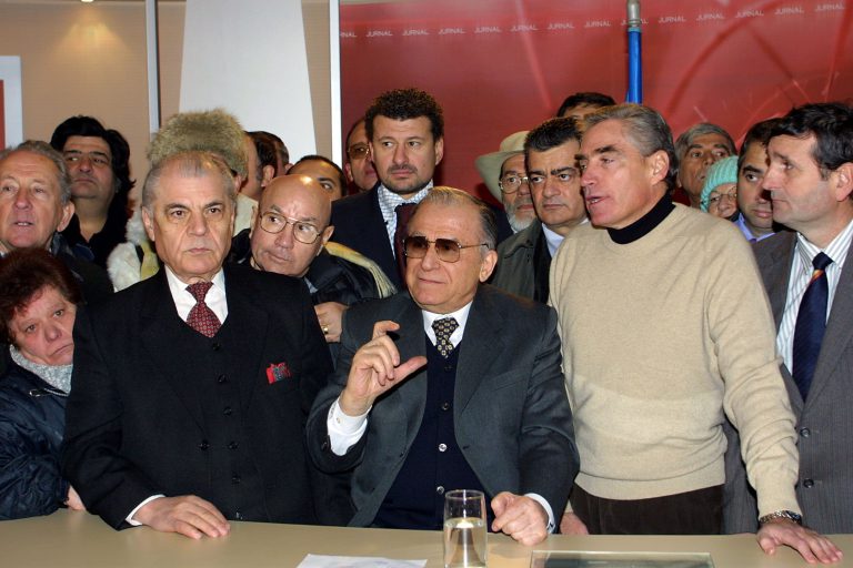 Tribunal - Ion Iliescu a rămas fără certificatul de revoluționar