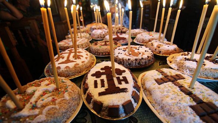 Moșii de iarnă. Sâmbătă 14 februarie Ce e complet interzis să dai de pomană în Sâmbăta Morților? Vremuri grele