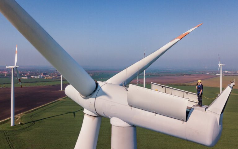 Sub 1,5% din banii cheltuiți pe investiții publice în 2024 au fost alocate unor obiective noi