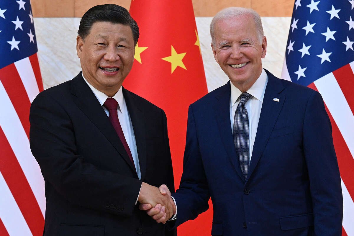 Joe Biden şi Xi Jinping se întâlnesc pentru ultima dată în cadrul forumului APEC, pe fondul tensiunilor dintre SUA şi China
