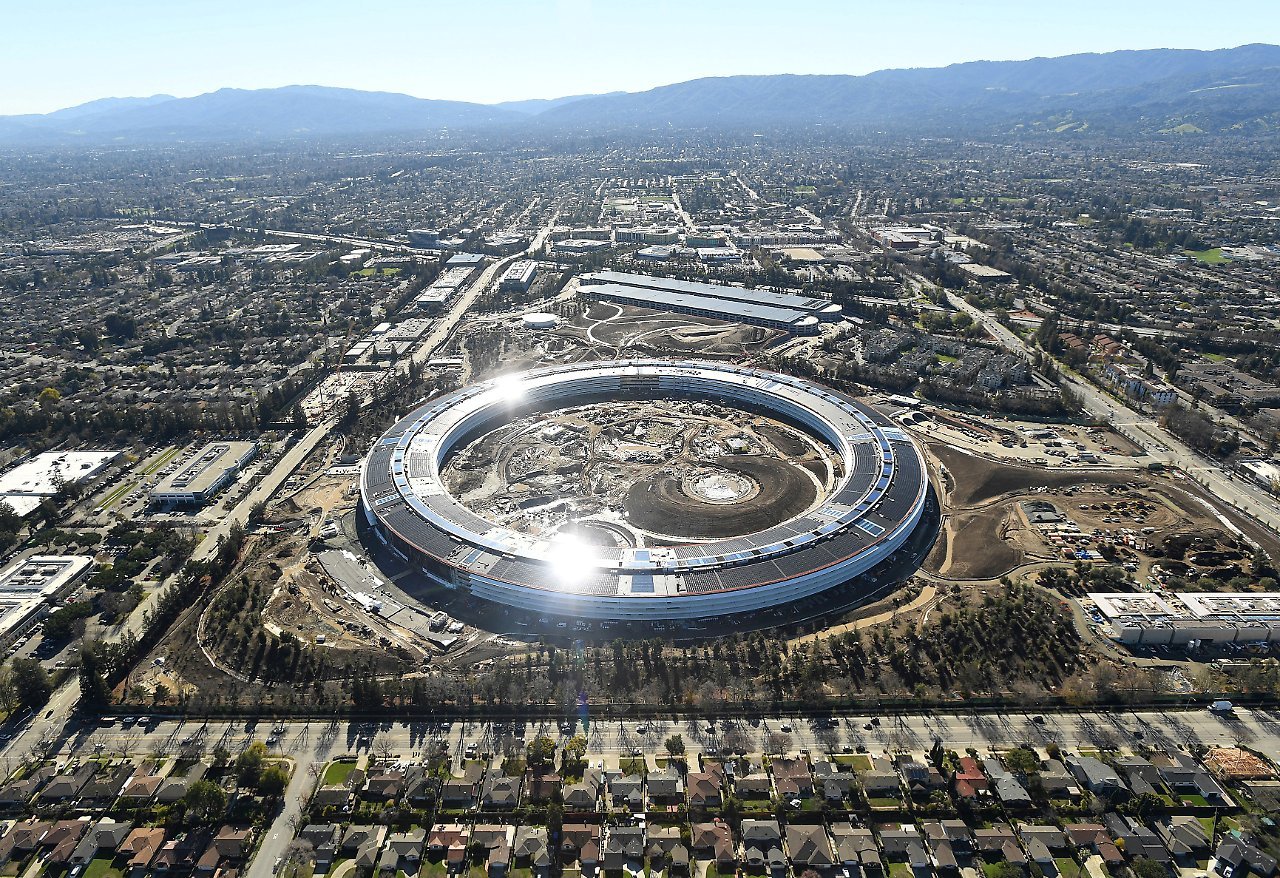 Compania Apple și-a păstrat prima poziție în Top 100 Global al mărcilor