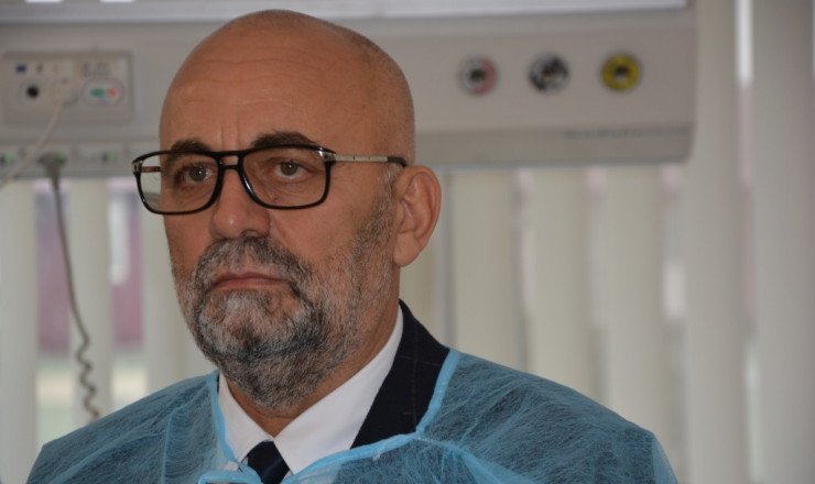 Un director de spital trimis în judecată şi-a atras şi fiica în dosarul penal. Interceptări