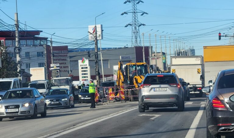 Se trasează marcaje pe bulevardul Poitiers: lucrările sunt pe final. Pe șoseaua Bucium ne va prinde însă iarna în șantier