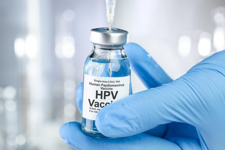 Vaccinarea gratuită împotriva HPV, extinsă până la vârsta de 26 de ani. Legea a fost aprobată de Parlament