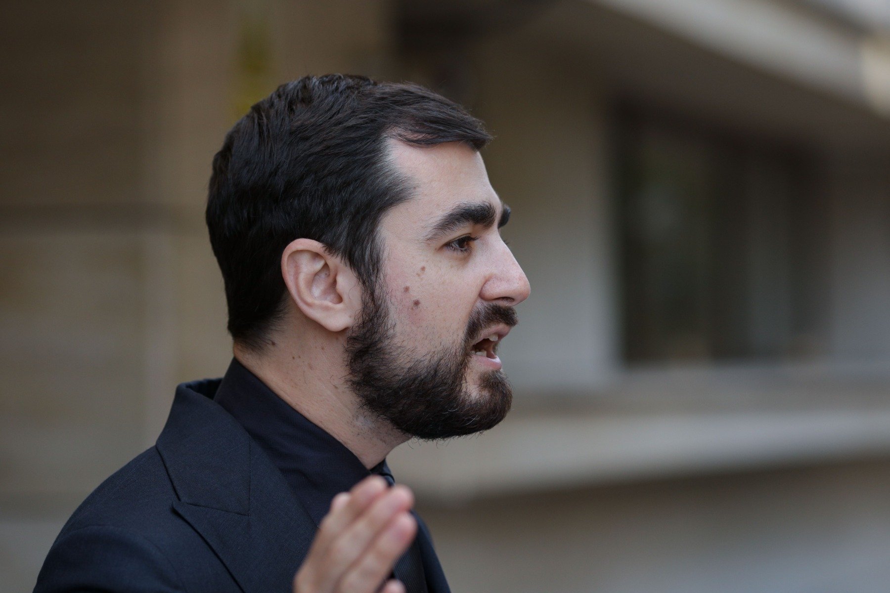 Claudiu Năsui, deputat USR: „Mai ţineţi minte când zicea domnul Ciolacu în timpul campaniei electorale că se tatuează că nu va creşte taxele? Iată că au trecut alegerile şi le creşte”