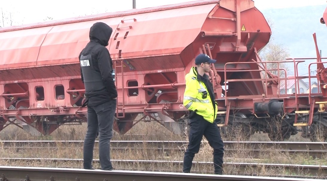  497539_368260_stiri_accident-tren-iasi3