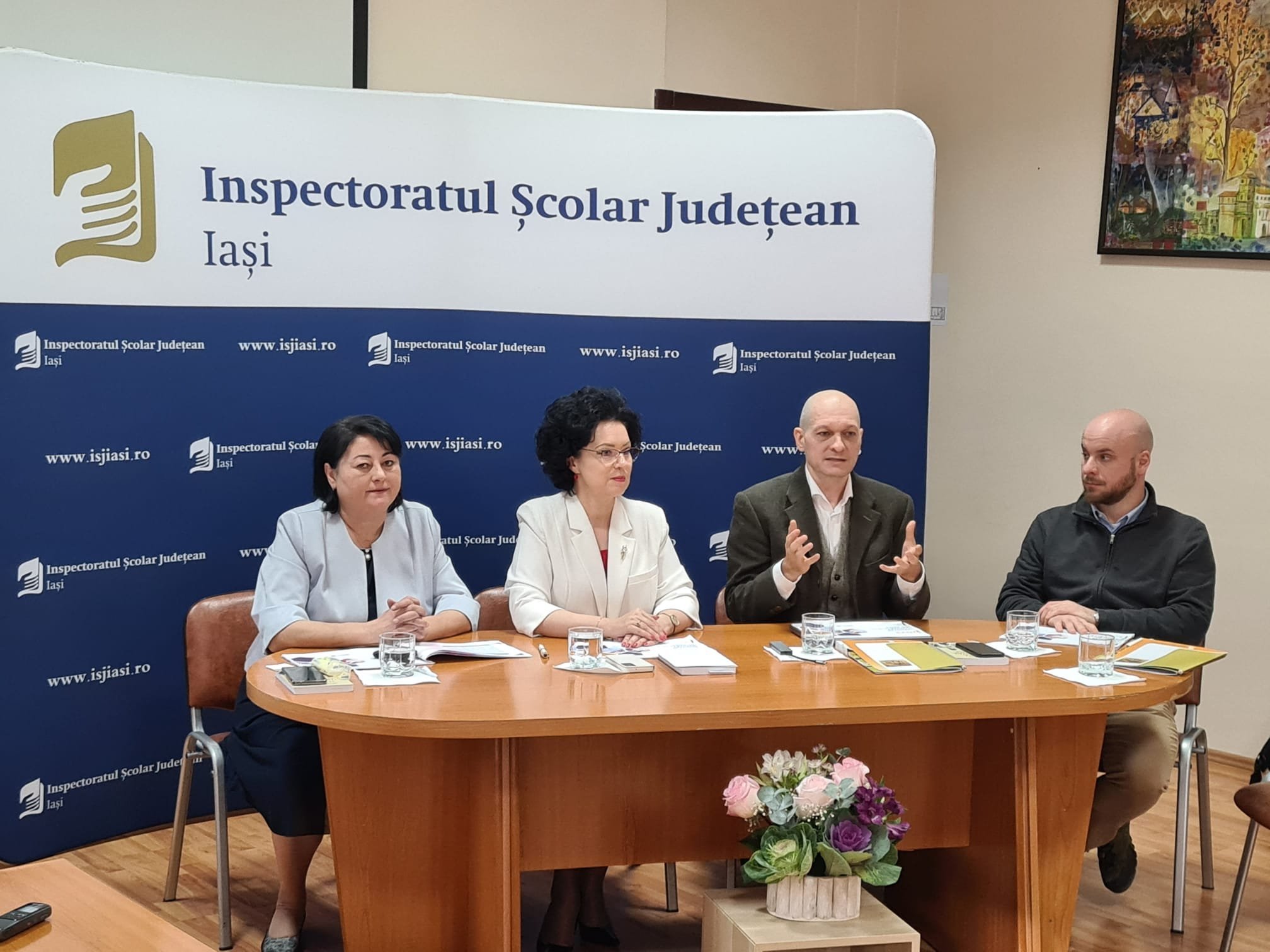  Experimentul unic în ţară de la Iaşi – teste pe dispozitive electronice pentru toţi cei 57.000 de elevii din judeţ: iată primele concluzii!