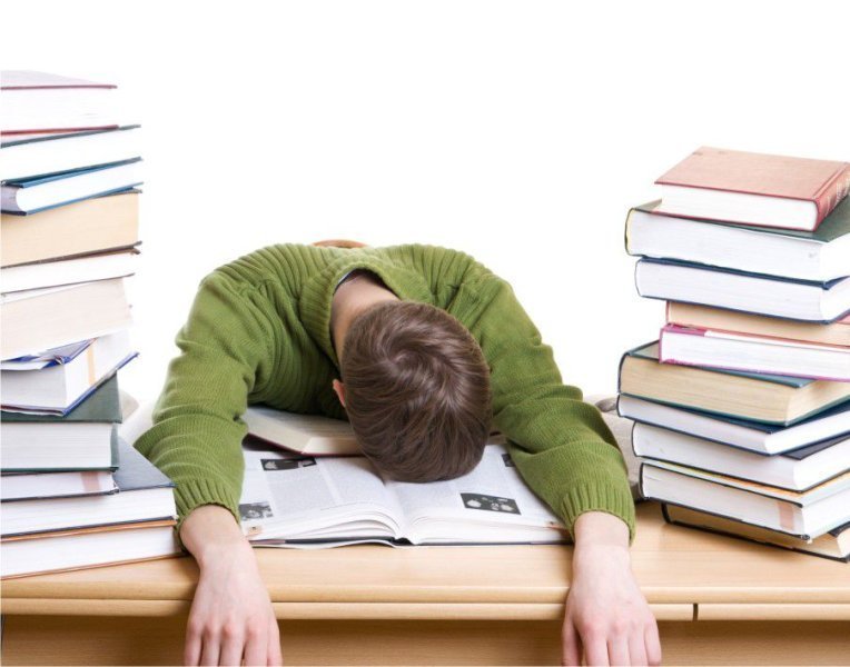  Teroristul din sesiune. “Mă pomenesc cu groază generaţii întregi de studenţi” Un frumos pamflet despre partea urâtă a studenţiei