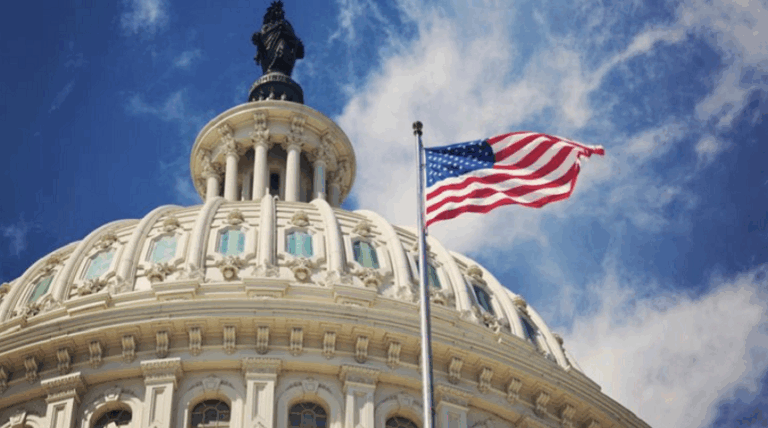 Presa: Casa Albă lucrează cu Rusia la un nou plan de pace pentru Ucraina. Oficiali militari americani au ajuns la Kiev pentru discuții privind reluarea negocierilor