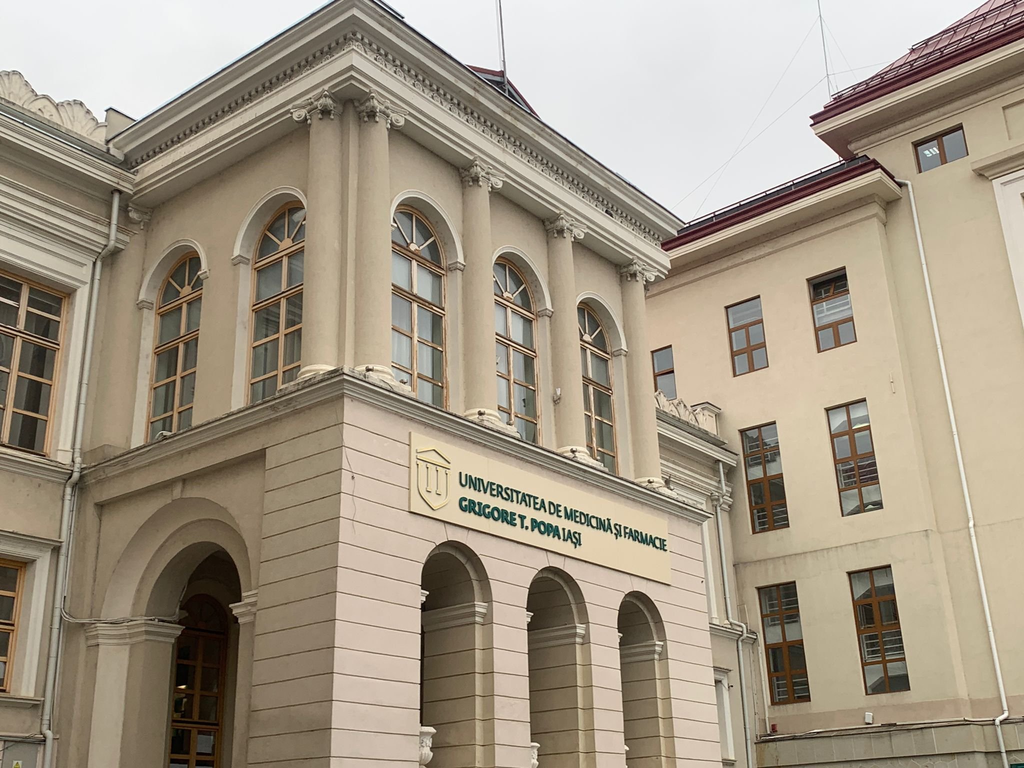  498892_369512_stiri_scandal-studenti-umf-iasi4