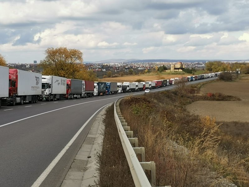 Ucraina propune deschiderea a 11 noi puncte de frontieră cu România, pentru a încuraja exporturile