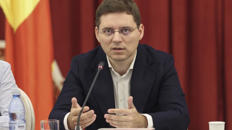 Victor Negrescu nu este interesat de a prelua şefia PSD şi nu vede posibilă o alianţă cu AUR
