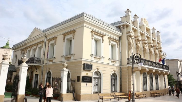  Expoziția „Leondar”, la Muzeul Unirii: 22 de lucrări ale artistului Vasile Leondar