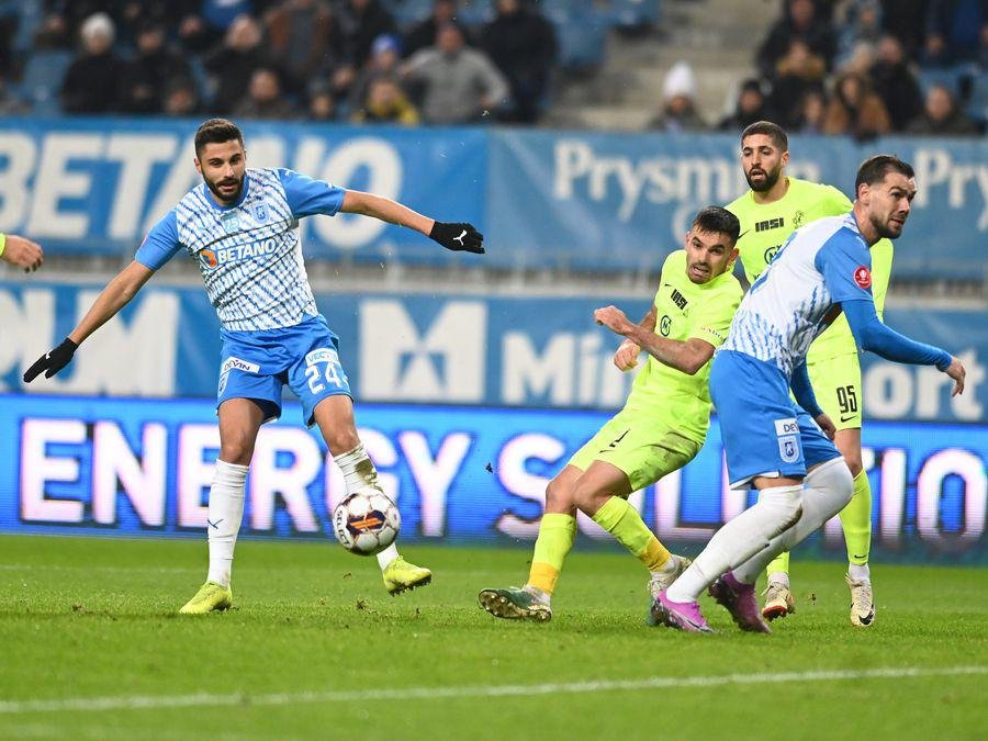 FOTBAL Aduceți fundași, că retrogradați! Ce trebuie să rezolve urgent Miriuță pentru ca ieșenii să mai vadă fotbal în Copou