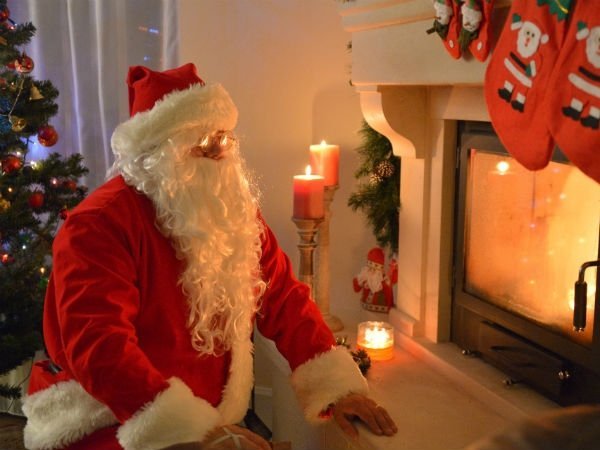  MESAJE SI URARI DE CRACIUN. Aplicatia cu care poti trimite mesaje personalizate prietenilor de Craciun