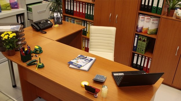 10 produse de beauty care nu trebuie sa-ti lipseasca de la birou