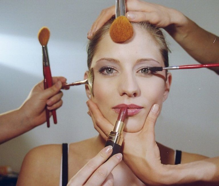Ce spune stilul tău de machiaj despre tine  Sursa: Ce spune stilul tău de machiaj despre tine