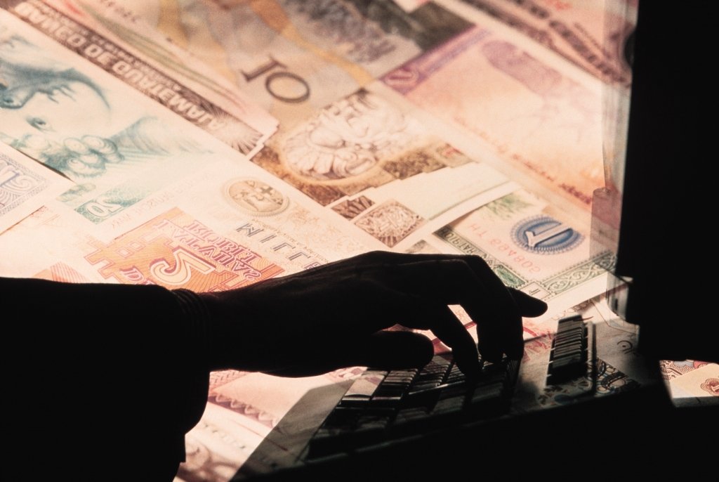 Escrocheria Tabnabbing, aprope imposibil de detectat: Apare un mesaj inofensiv. Apoi rămâi fără bani