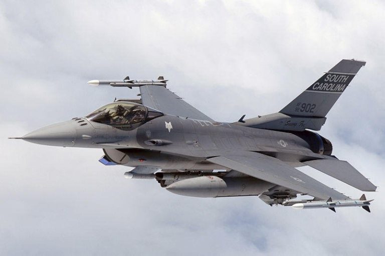 Turcia a lansat lovituri aeriene în Siria și Irak, ca răspuns la atacul terorist de la Ankara