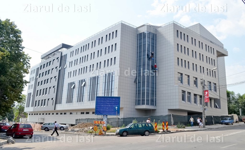  75827_622_galerie_palatul-de-justitie-2