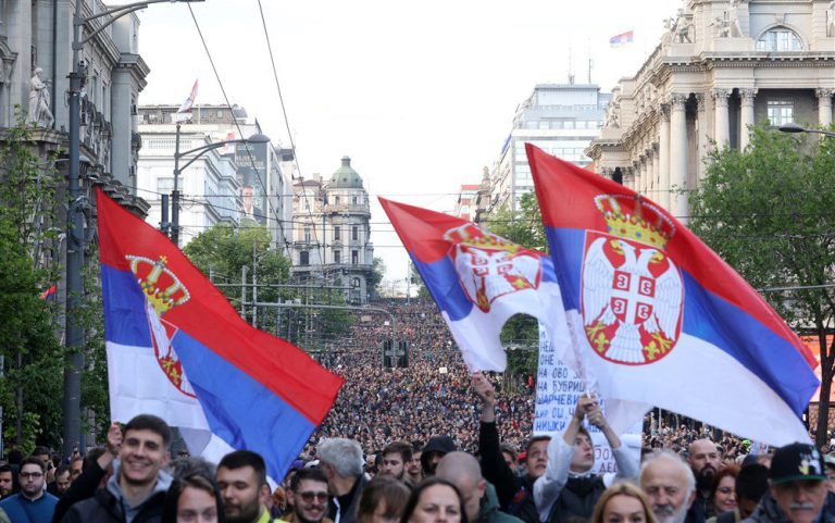Atenţionare de călătorie transmisă de MAE - Ample manifestări de protest în Serbia