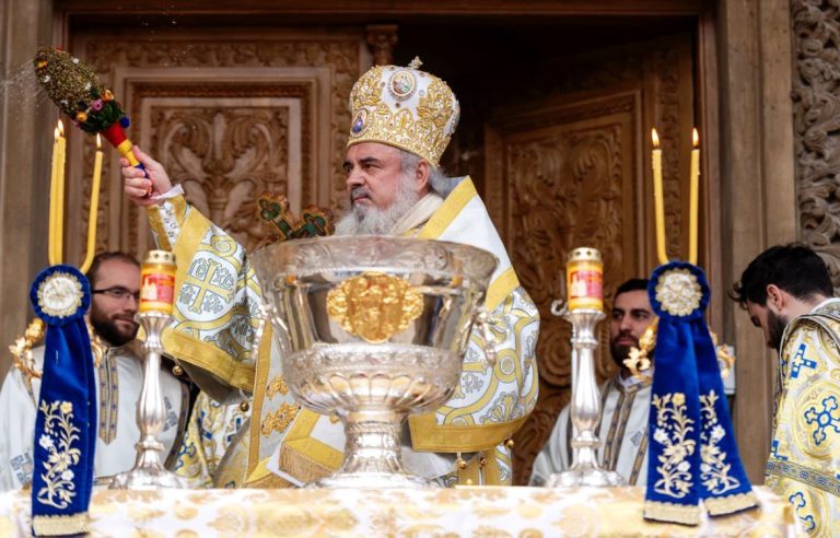 Patriarhul Daniel va sfinţi Agheasma Mare, sâmbătă de Bobotează, la Catedrala Patriarhală