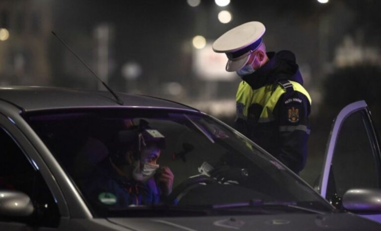 Un bărbat care și-a abandonat BMW-ul cu luminile aprinse pe o stradă din Hârlău a rămas fără dreptul de a conduce timp de doi ani
