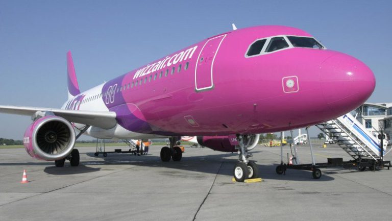 Probleme pe Aeroportul Iași: Avion cu 165 de pasageri, întors din drum din cauza unor probleme tehnice