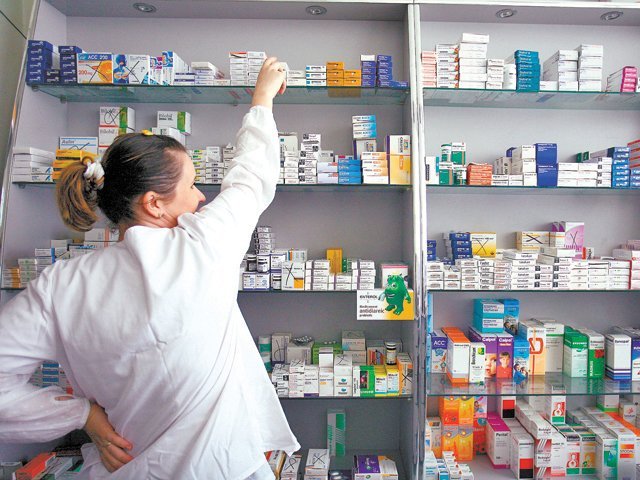 Un medicament folosit în tratamentul epilepsiei lipseşte din farmacii: „Copiii cu epilepsie, dacă nu primesc acest tratament, riscă să abă crize şi posibil un status epileptic”