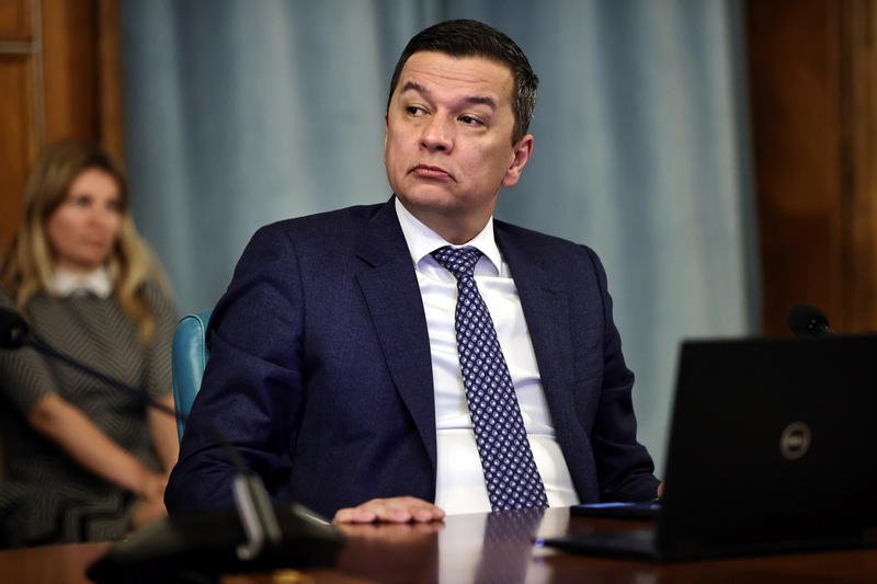  Grindeanu nu neagă că în 2026 e posibil să nu fie bani de salarii și pensii, dar nu „acum”