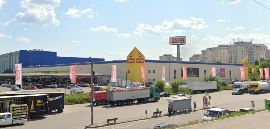  Protecţia Consumatorului a pus lacăt, temporar, pe magazinul Selgros Iaşi