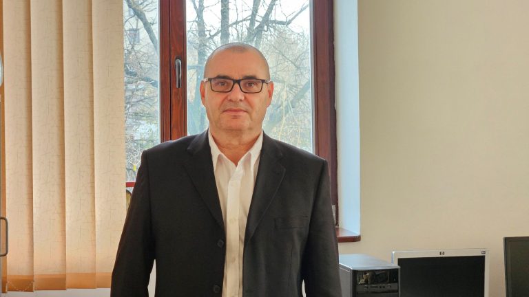 Un reputat cercetător ieșean, despre reformele Ministerului Educației. „Matematica, fizica, științele exacte nu se învață cu forța“