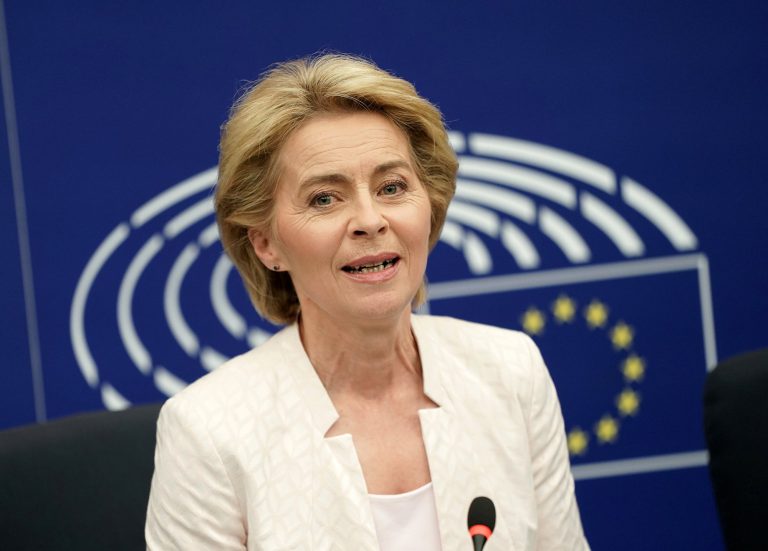 Ursula von der Leyen, după ce Trump a impus tarife de 25% pentru importurile de oţel şi aluminiu: „UE va acţiona pentru a-şi proteja interesele economice