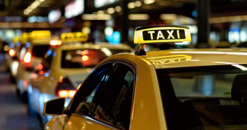  Razie de amploare printre taximestriștii ieșeni. Ce sancțiuni au aplicat polițiștii