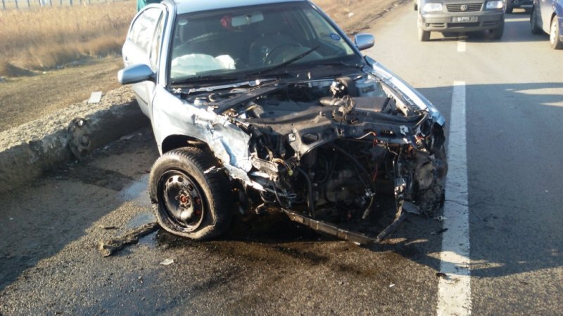 Şoferi: obligatoriu de citit! Nu totdeauna cel ce nu dă prioritate e vinovat. Cazul unui accident mortal: tamponare pe Europeană, la Valea Lupului