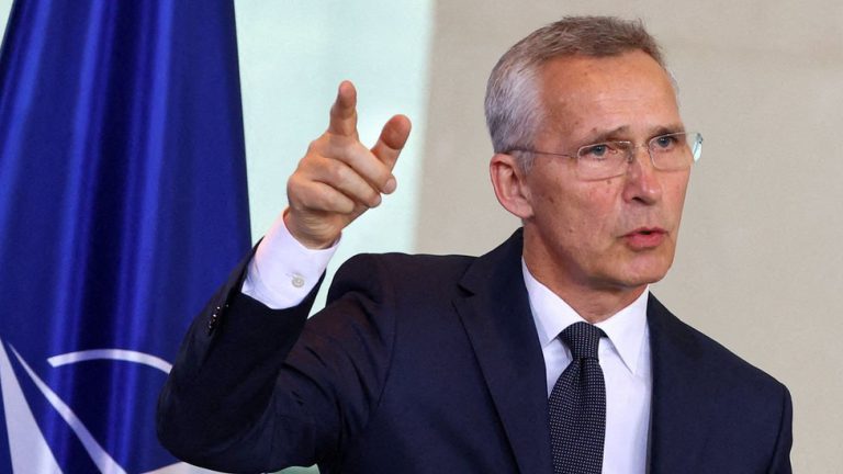 Șeful NATO: Soluţia pentru încheierea războiului în Ucraina este ca aceasta să primească mai multe arme