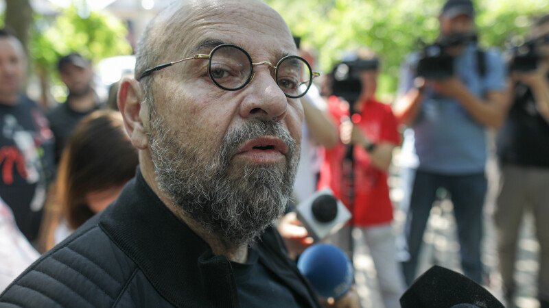  Cristian Popescu Piedone, prima reacție după ce a fost acuzat că a anunţat un hotel din Sinaia despre un control: „Nu ascund că proprietarul hotelului este prietenul meu de ani de zile”