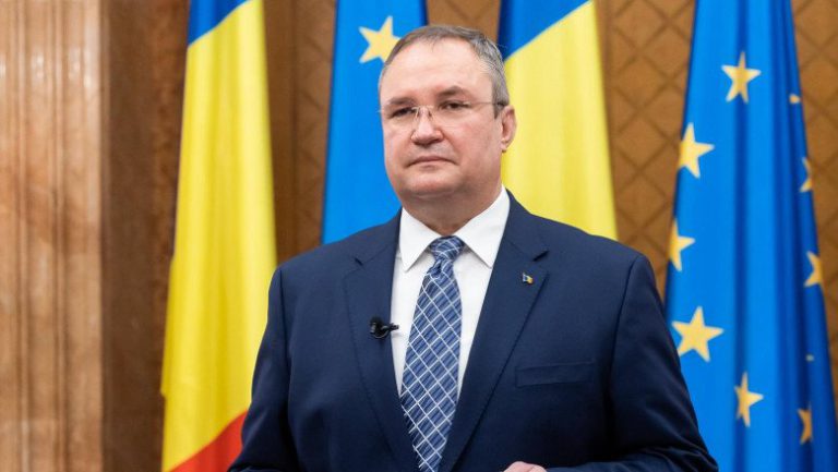 Nicolae Ciucă respinge varianta nominalizării lui Iohannis în funcţia de premier: „Iohannis nu este Putin, iar eu nu sunt Medvedev, motiv pentru care resping total acest subiect”