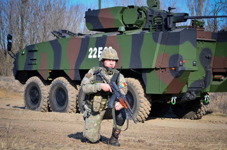 Ce spune Ministerul de Interne despre „anunțul” lui Bolojan că România intră în război