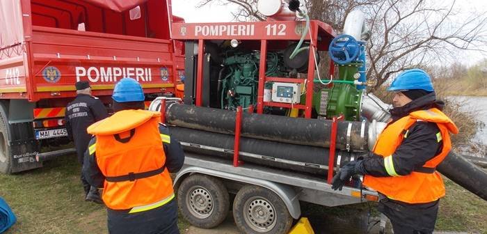 Intervenție în localitatea Parcovaci – 6 curți inundate | Recomandări pentru protecția animalelor în contextul fenomenelor hidrometeorologice