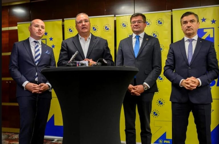 Nicolae Ciucă demisionează din funcţia de senator: „A sosit vremea...”