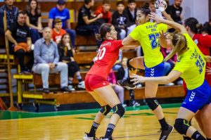 Scandalul de jumătate de milion de euro de la clubul sportiv al Primăriei a ajuns la DNA. Falimentari, dar cu salarii de 8.000 euro/ lună. Prostie uriașă sau jaf la drumul mare?