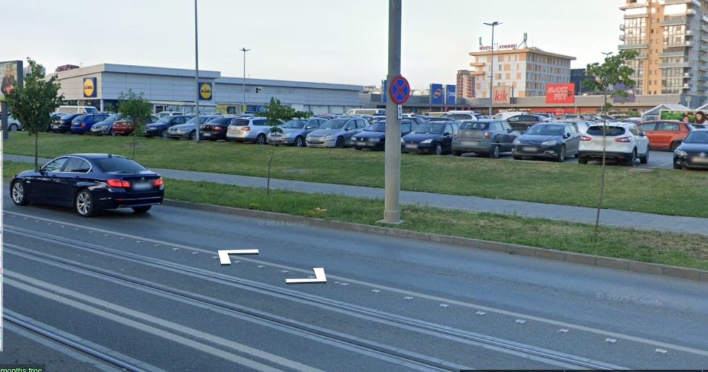 Două parcuri de retail din Iaşi şi Paşcani, tranzacţionate la pachet cu alte centre din ţară