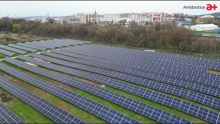 OMV Petrom semnează un acord de achiziţie directă de energie electrică din surse fotovoltaice