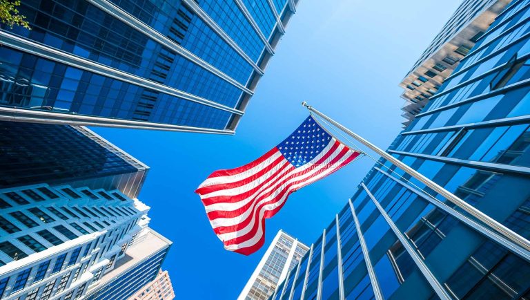 Creştere economică peste aşteptări în SUA: PIB-ul a avansat cu 4,3% în trimestrul al treilea