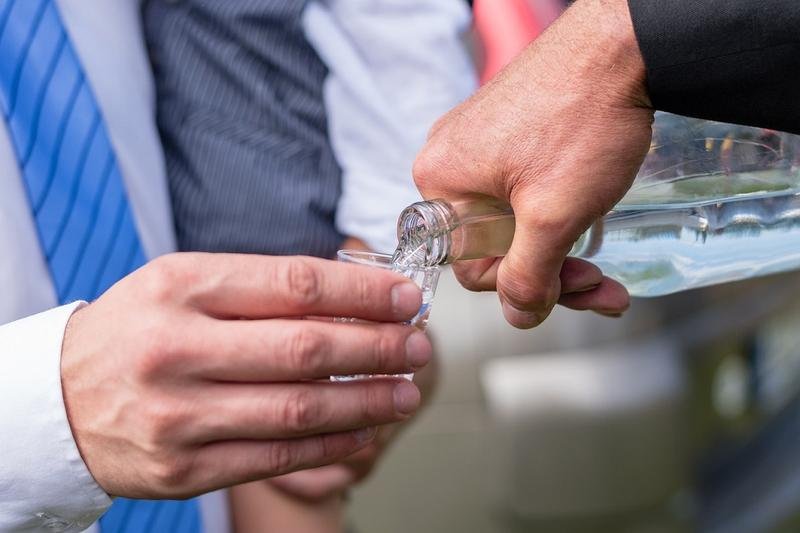 Prins beat turtă la volan, în vamă la Sculeni. Voia să își ajute un prieten uituc