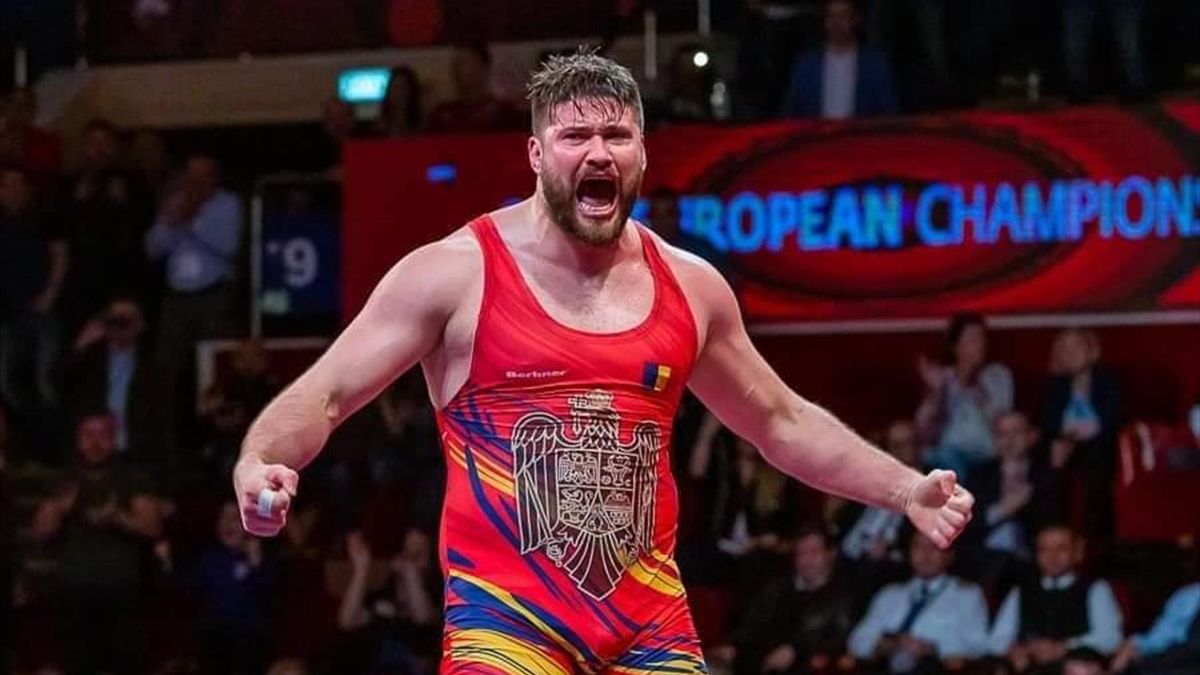 Luptătorul Alin Alexuc a pierdut la Baku un meci care l-ar fi calificat la JO